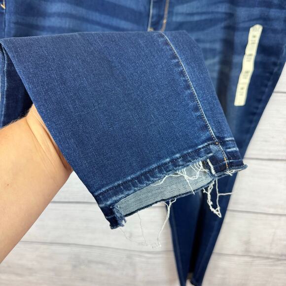 A New Approach Plus Size Dark Wash High Rise Distressed Jeggings Size 24W - Picture 4 of 8